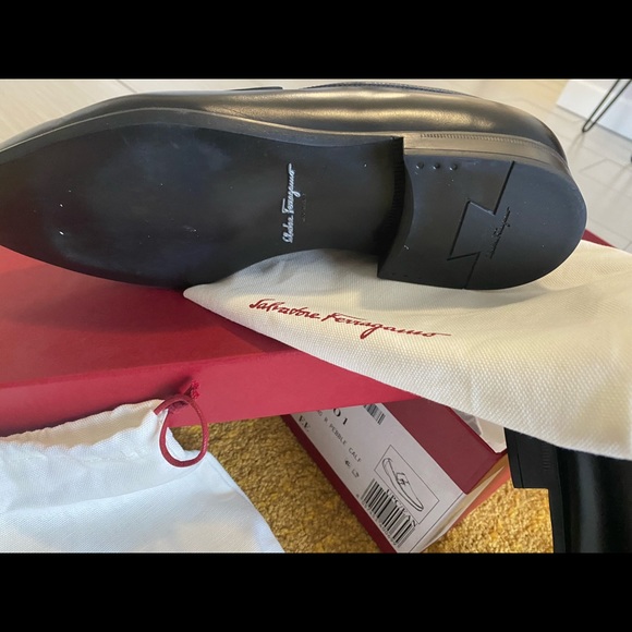 ❤️‍🔥offer now❤️‍🔥 🏃‍♂️Salvatore Ferragamo shoes🏃‍♂️ ❤️‍🔥sale❤️‍🔥 - Picture 2 of 3